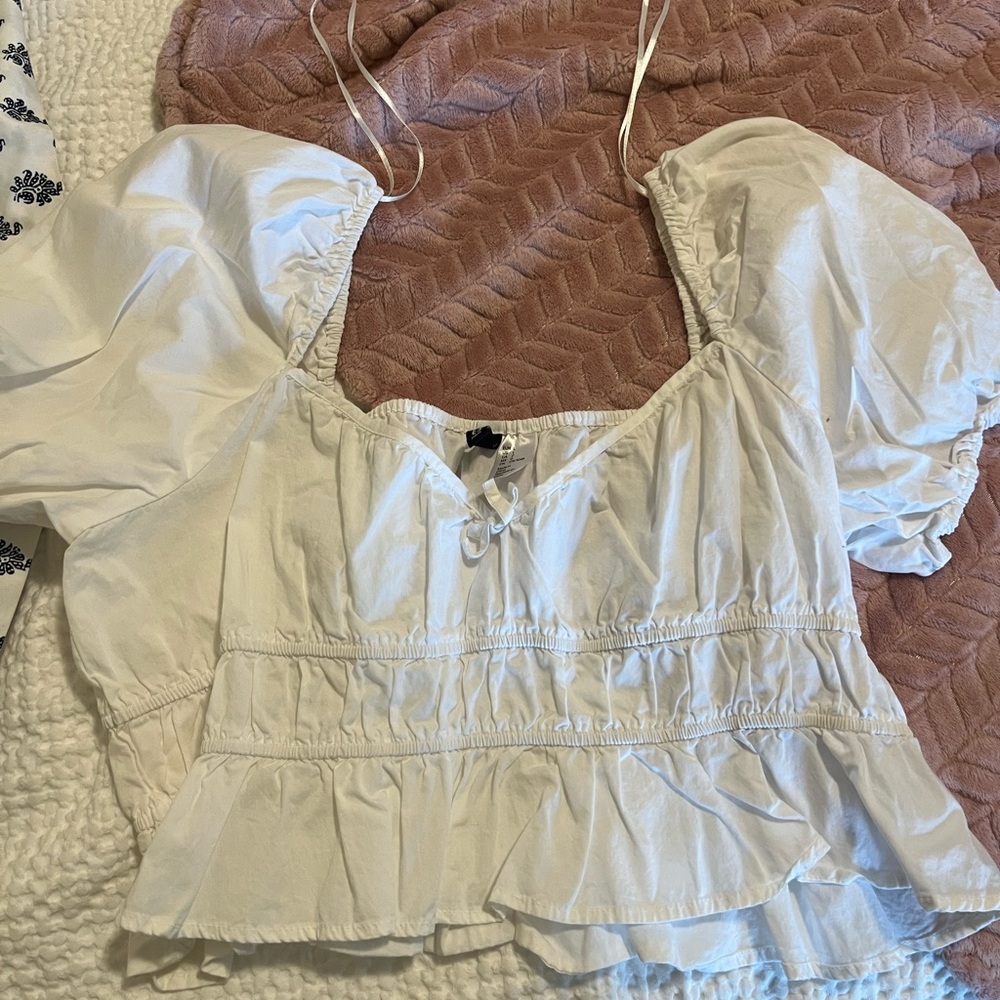H&M Cream Puff Sleeve Blouse